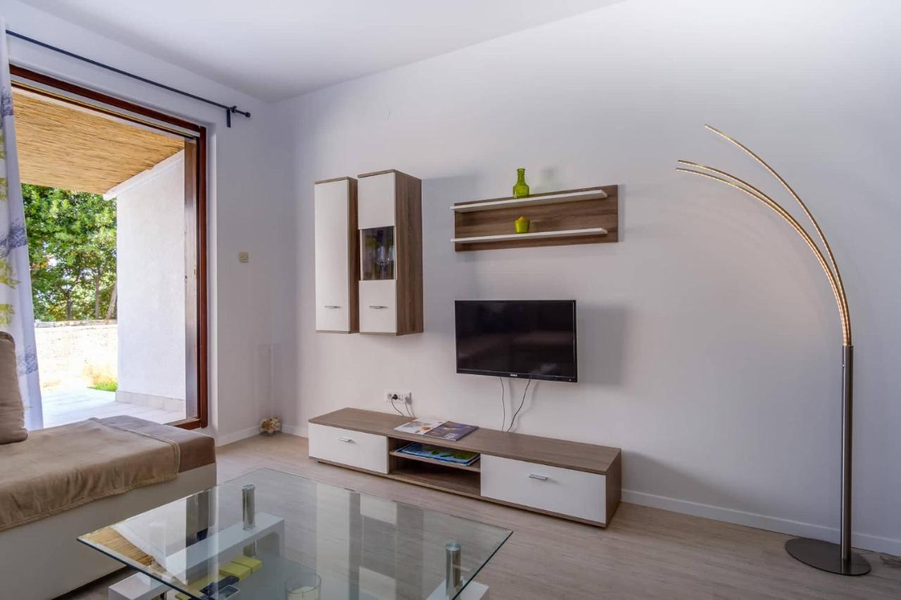 Apartment Maestral