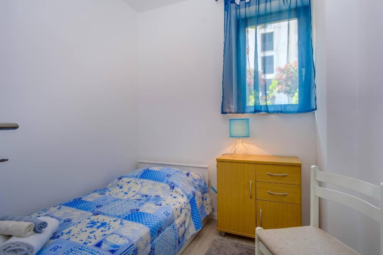 Apartment Maestral *